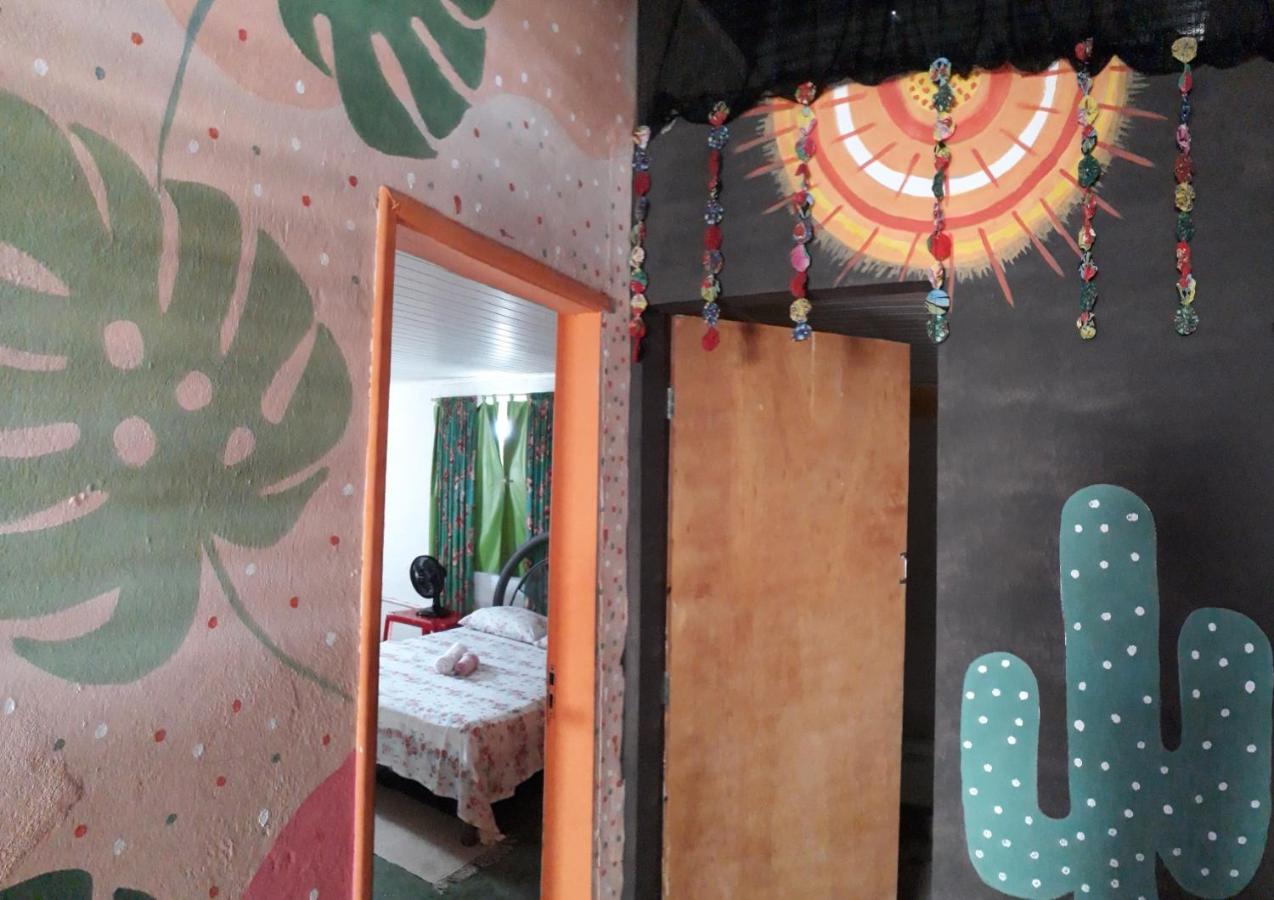 Perto Do Aeroporto De Salvador - Dona Pitanga Hostel Lauro de Freitas Kültér fotó