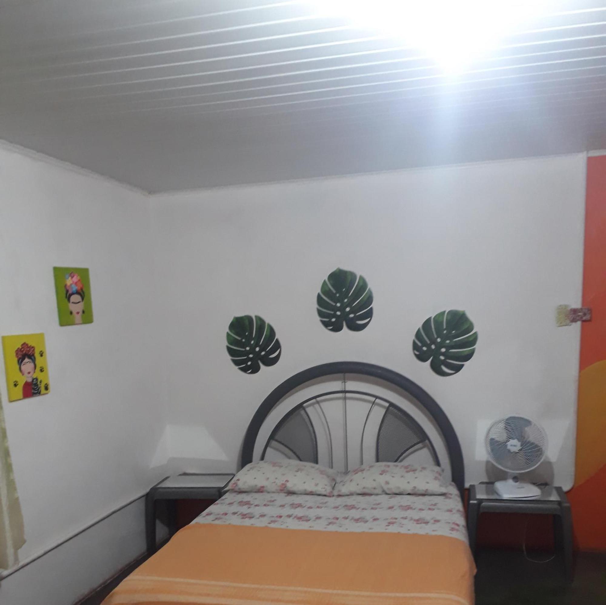 Perto Do Aeroporto De Salvador - Dona Pitanga Hostel Lauro de Freitas Kültér fotó