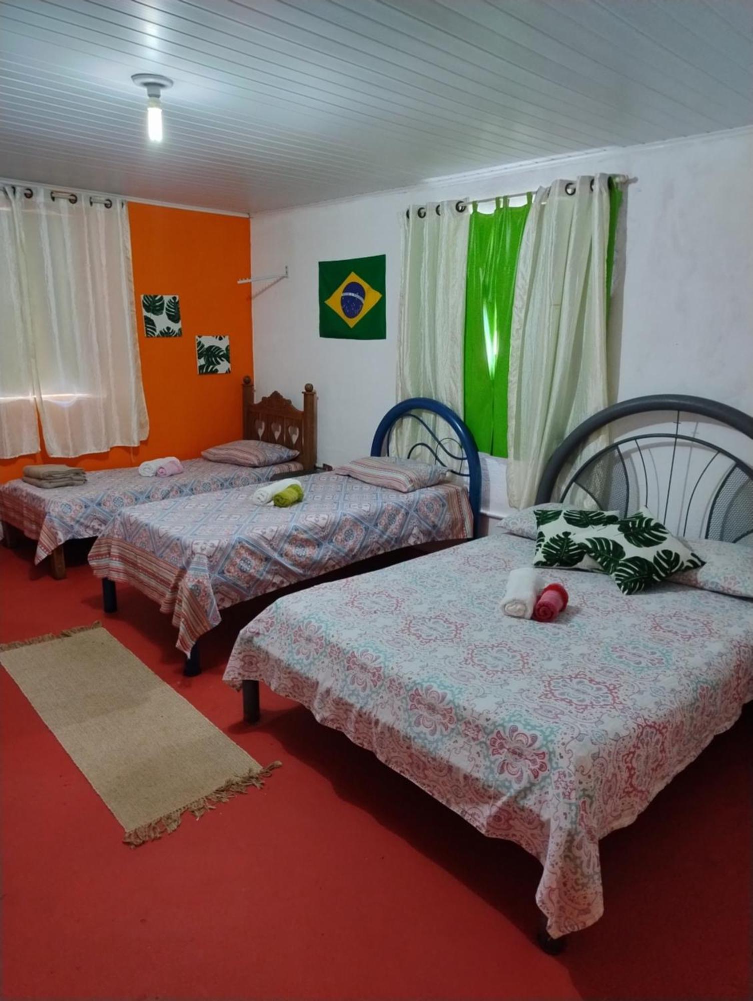 Perto Do Aeroporto De Salvador - Dona Pitanga Hostel Lauro de Freitas Kültér fotó